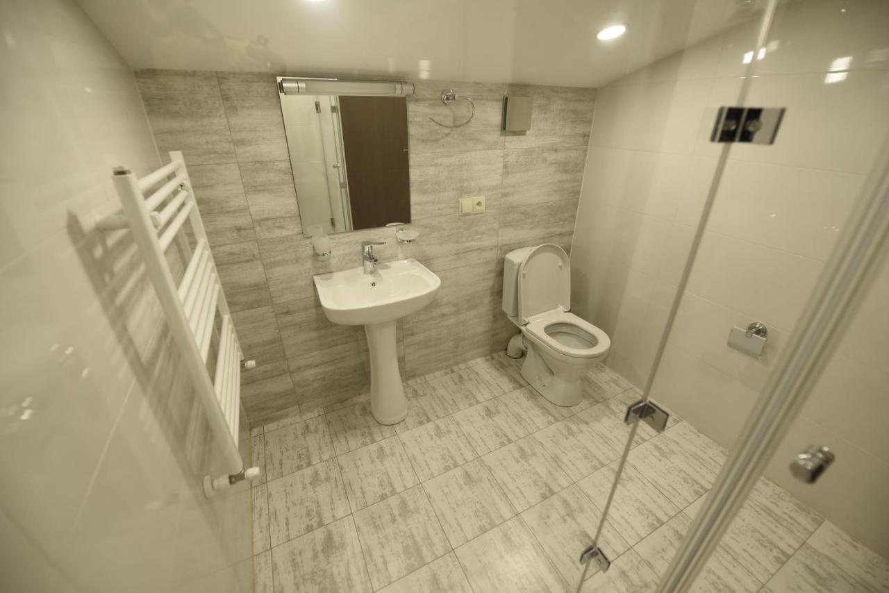 Family Hotel Avlabar تبليسي المظهر الخارجي الصورة