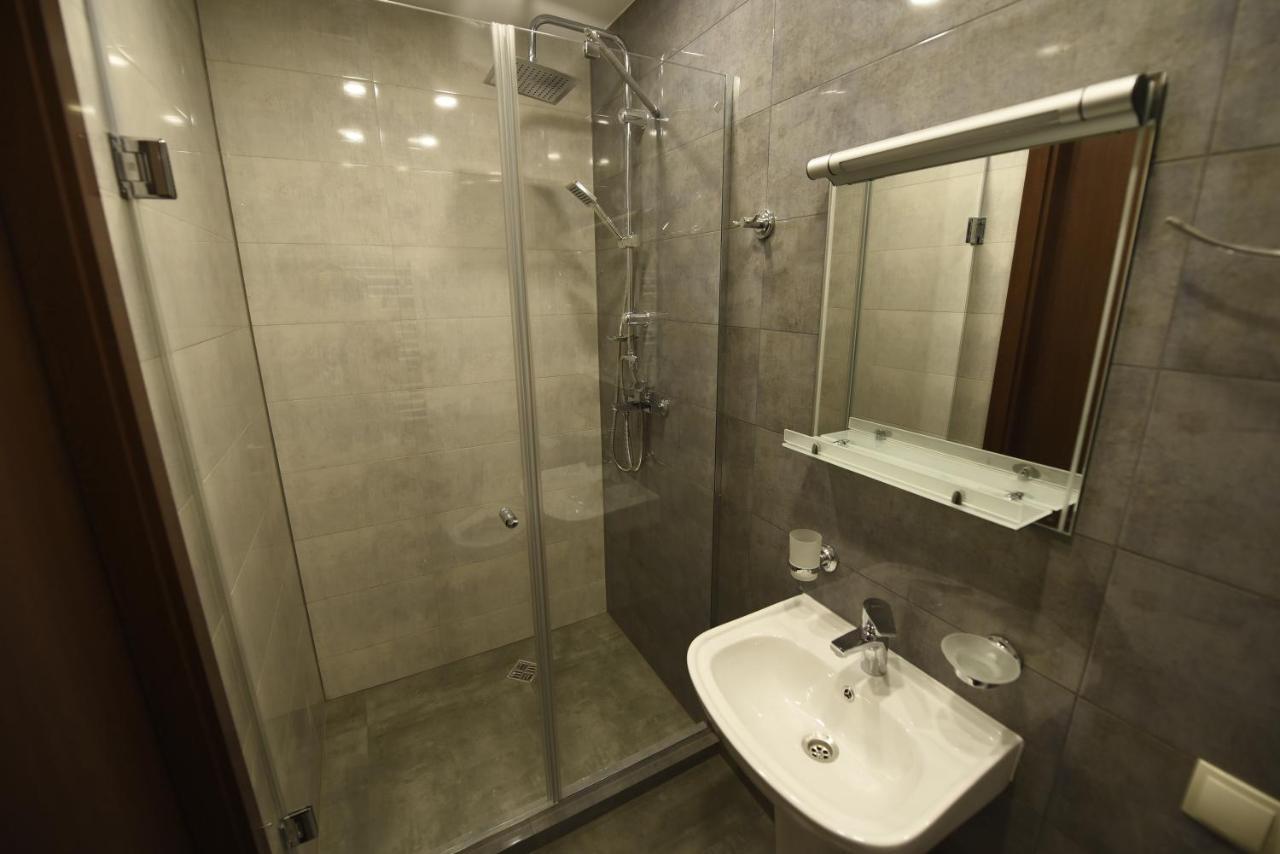 Family Hotel Avlabar تبليسي المظهر الخارجي الصورة