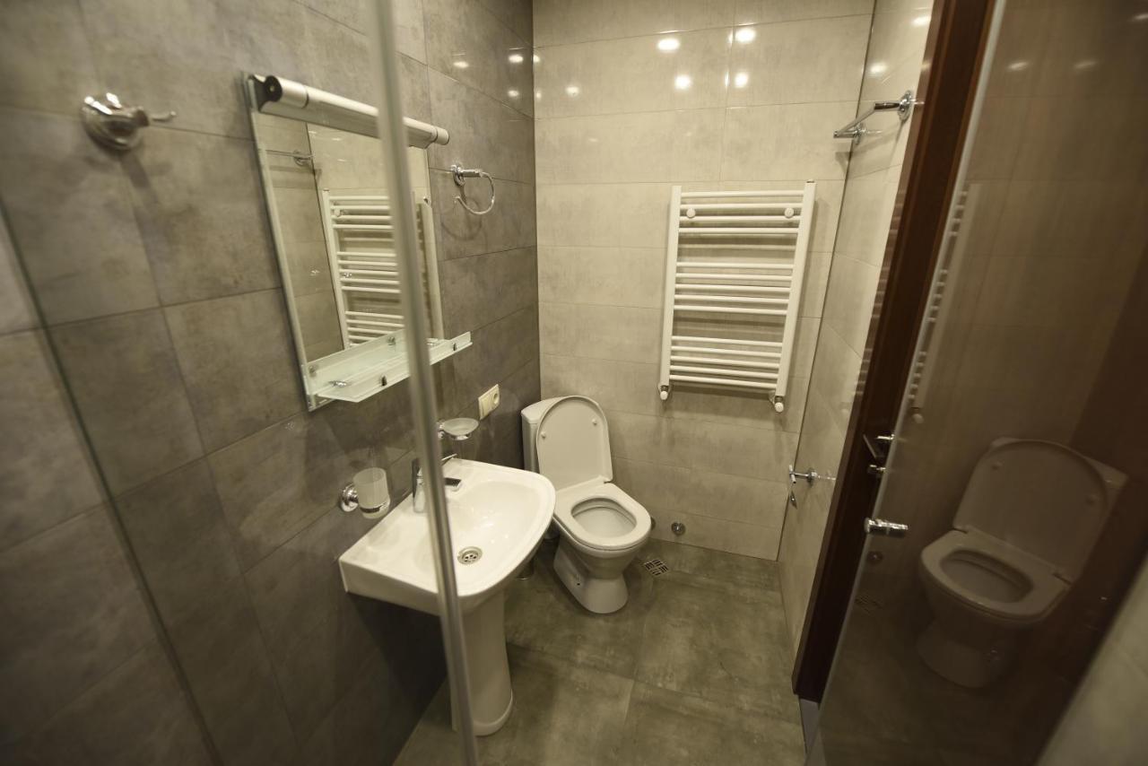 Family Hotel Avlabar تبليسي المظهر الخارجي الصورة